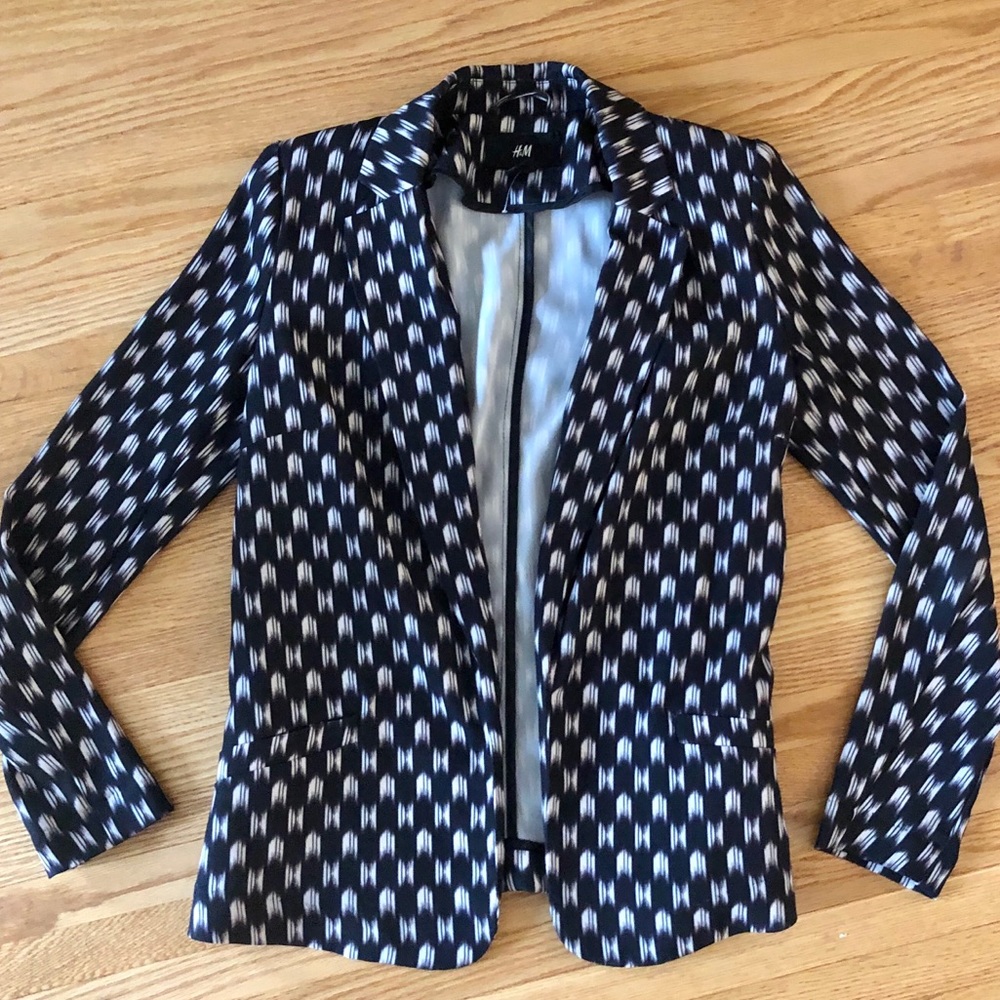 H&M Chic Patterned Blazer - Picture 4 of 10